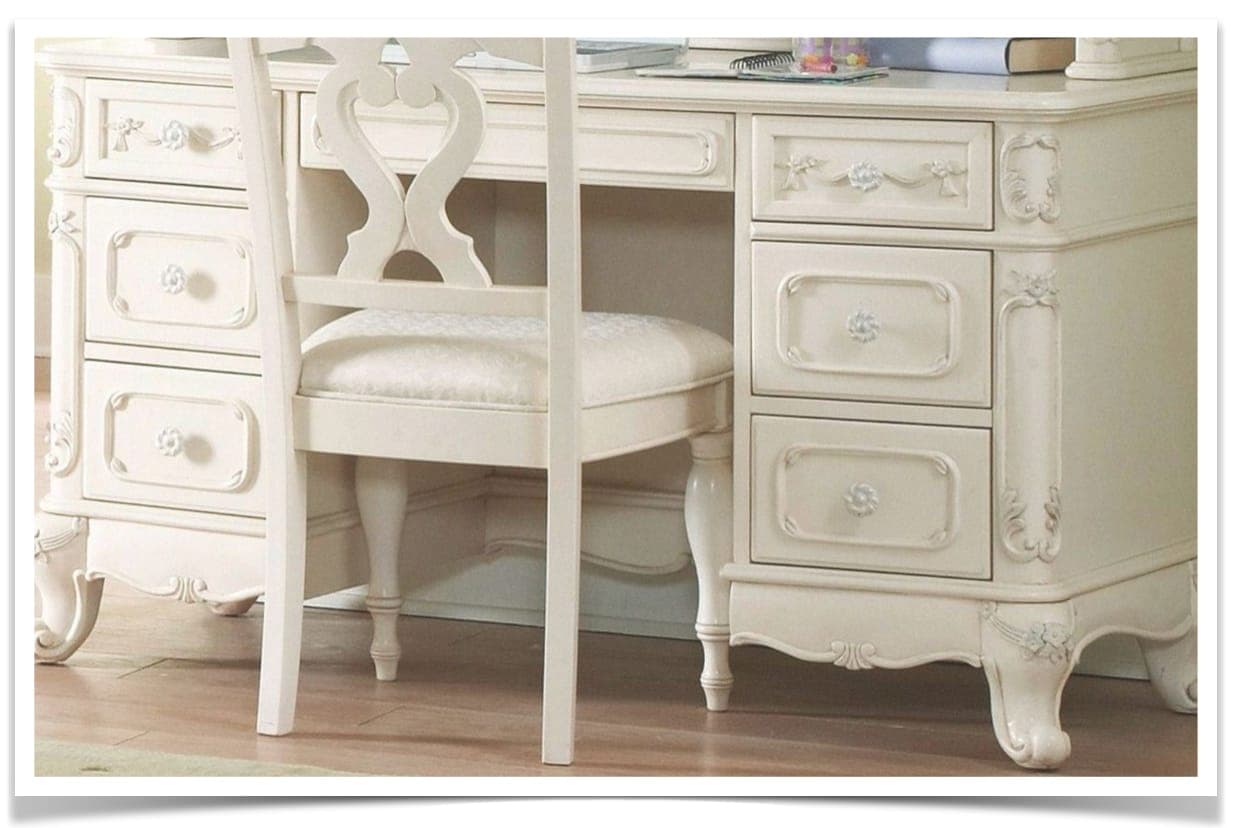 The Desk